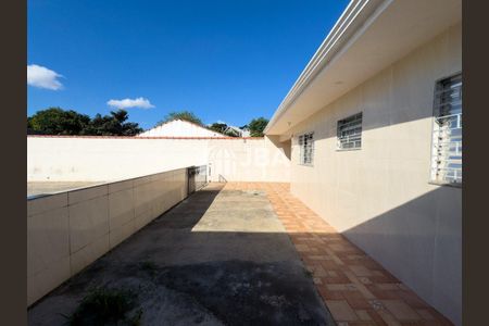 6_photo/94dcfaca5d.5e2511c6536d59b0-ATLAS-e541d96a-6223-46da-b492-502e0c7dc348.jpg de casa à venda com 3 quartos, 71m² em Uberaba, Curitiba