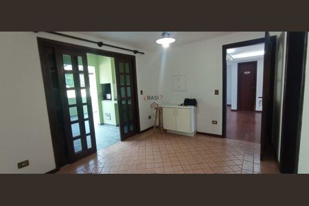 16_photo/94dcfaca7f.609d43e585a2b3c1-ATLAS-3b71256e-08f0-4ccd-899b-eceaa3a8ec3f.jpg de casa à venda com 4 quartos, 307m² em Uberaba, Curitiba