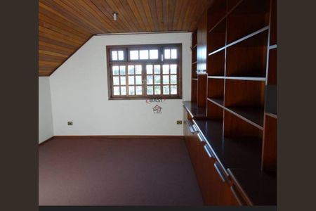 47_photo/94dcfaca7f.609d43e585a2b3c1-ATLAS-477c9f97-07be-4a97-b844-1e802e01f976.jpg de casa à venda com 4 quartos, 307m² em Uberaba, Curitiba