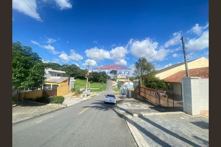 5_photo/94dcfaca83.b63fb19834d8465e-ATLAS-25adf724-082d-446e-8e76-891f4f6b31ad.jpg de casa à venda com 3 quartos, 330m² em Uberaba, Curitiba