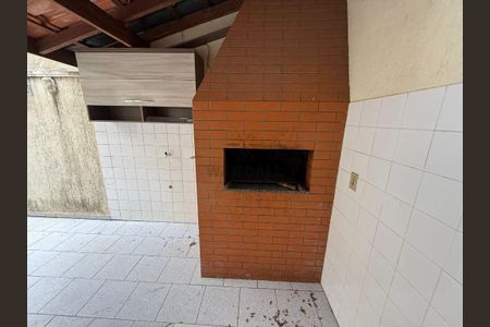 11_photo/94dcfacb5d.0f81dd1a9a4f6ffb-ATLAS-7b73ba40-2b82-427f-bafb-c23521635936.jpg de casa para alugar com 3 quartos, 140m² em Uberaba, Curitiba