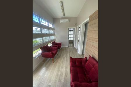 4_photo/94dcfacbf7.ceff8192393c33de-ATLAS-200efbd1-1ad5-4d6e-8f8e-a9fab28d112b.jpg de casa à venda com 0 quarto, 124m² em Uberaba, Curitiba