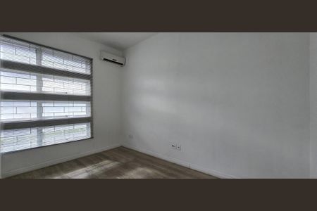 6_photo/94dcfacbfb.69530a6104d48ca1-ATLAS-2750c1c7-cf6d-4c3c-b657-a767a37e929d.jpg de casa à venda com 0 quarto, 123m² em Uberaba, Curitiba