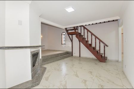 33_photo/94dcfacc03.115564eb537a264a-ATLAS-c267ce31-a1cc-48ae-8b51-d7c12bd18e8e.jpg de casa à venda com 4 quartos, 332m² em Uberaba, Curitiba