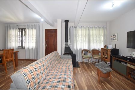 7_photo/94dcfacc95.3e6957092a4c223d-ATLAS-e01da291-decc-49a4-9e16-173f25259ef3.jpg de casa à venda com 5 quartos, 160m² em Uberaba, Curitiba