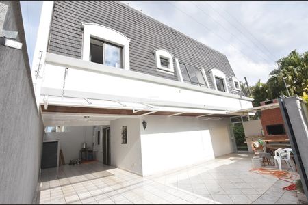 2_photo/94dcfacc95.3e6957092a4c223d-ATLAS-ef2edcef-4b3e-4ae5-b1a3-d8de1dfc4989.jpg de casa à venda com 5 quartos, 160m² em Uberaba, Curitiba