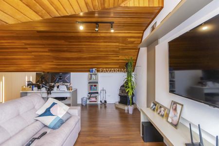 30_photo/94dcfacc9b.76fc8fe533e2dbe5-ATLAS-61a31af6-bc7f-448f-a7f8-46db06a9c700.jpg de casa à venda com 3 quartos, 175m² em Uberaba, Curitiba