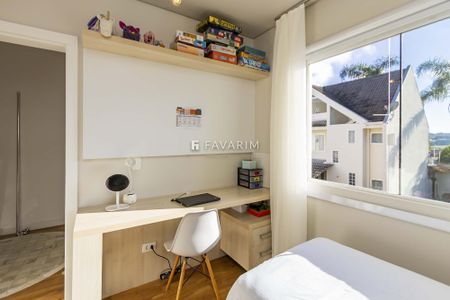 9_photo/94dcfacc9b.76fc8fe533e2dbe5-ATLAS-979e1928-a8cb-467c-a774-369b12751ff7.jpg de casa à venda com 3 quartos, 175m² em Uberaba, Curitiba