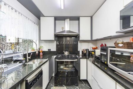 4_photo/94dcfacc9b.76fc8fe533e2dbe5-ATLAS-b6d3f128-429a-4435-8f77-4b5fa71bec9c.jpg de casa à venda com 3 quartos, 175m² em Uberaba, Curitiba