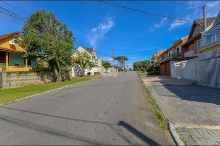 36_photo/94dcfaccef.a11c39bbe16039e5-ATLAS-32a68926-ea15-49d9-baf2-b276dbcd80ea.jpg de casa à venda com 4 quartos, 185m² em Uberaba, Curitiba