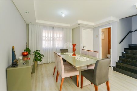 8_photo/94dcfaccef.a11c39bbe16039e5-ATLAS-e2067309-1921-4a16-a55b-80fce675f6e9.jpg de casa à venda com 4 quartos, 185m² em Uberaba, Curitiba