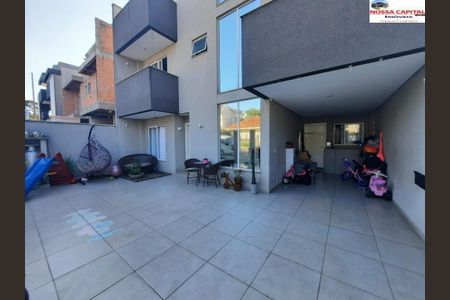 7_photo/94dcfacd29.17e1319bee992368-ATLAS-b2c8a7fa-68ec-4c58-8631-7d94e9409d98.jpg de casa à venda com 3 quartos, 137m² em Uberaba, Curitiba