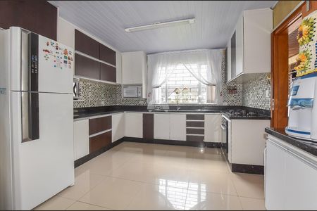 35_photo/94dcfacd57.1e45c290f45d527b-ATLAS-5d4b739f-c6ae-4e50-8df5-3d7740a58af3.jpg de casa à venda com 3 quartos, 177m² em Uberaba, Curitiba