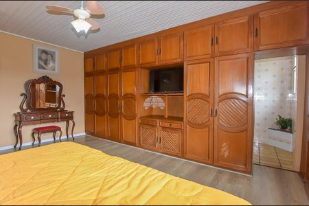 25_photo/94dcfacd57.1e45c290f45d527b-ATLAS-d7f73435-ea49-4b3c-84a2-cb28b0251da6.jpg de casa à venda com 3 quartos, 177m² em Uberaba, Curitiba