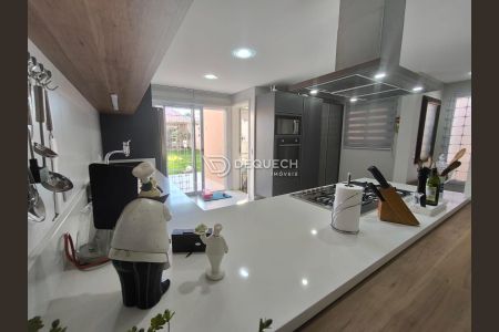 10_photo/94dcfacd5f.65a5c6c23ae0fb49-ATLAS-73eb747a-c364-4f97-a53b-bf5fb49ffa51.jpg de casa à venda com 3 quartos, 275m² em Uberaba, Curitiba