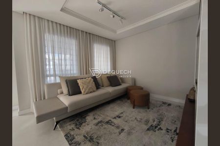 4_photo/94dcfacd5f.65a5c6c23ae0fb49-ATLAS-c6055d65-232a-4e3d-b2d2-dfea4dda4051.jpg de casa à venda com 3 quartos, 275m² em Uberaba, Curitiba