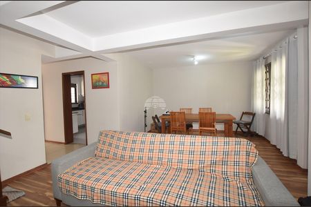 12_photo/94dcfacd9b.905d7f4245edae06-ATLAS-8a4537d7-aacf-4dc5-9e8c-848107d9415a.jpg de casa à venda com 4 quartos, 150m² em Uberaba, Curitiba
