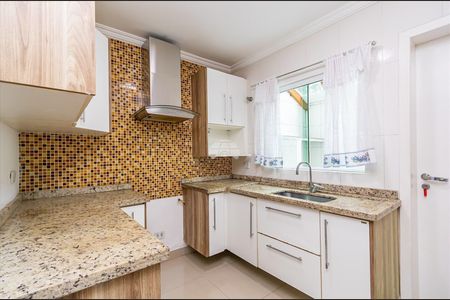 14_photo/94dcfacd9d.56d702e600fa8de7-ATLAS-bb093fd6-80dc-4c53-a4d0-515b915a6ffa.jpg de casa à venda com 3 quartos, 140m² em Uberaba, Curitiba