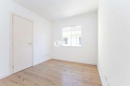 29_photo/94dcfacda1.f1c029e77bf84609-ATLAS-2003cb49-c791-4e53-baae-6bff20a8424c.jpg de casa à venda com 3 quartos, 148m² em Uberaba, Curitiba