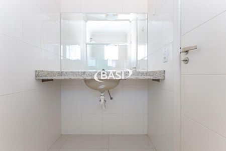 13_photo/94dcfacda1.f1c029e77bf84609-ATLAS-c10d24a0-ceb2-4604-8c11-a1c170972015.jpg de casa à venda com 3 quartos, 148m² em Uberaba, Curitiba
