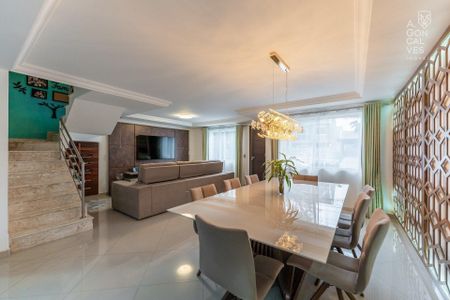 3_photo/94dcfacda9.28e144cd8fa5d1b7-ATLAS-1d7f309d-c034-4886-a042-cd1517df20f1.jpg de casa à venda com 3 quartos, 234m² em Uberaba, Curitiba