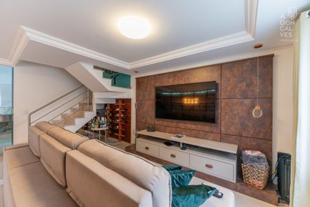 5_photo/94dcfacda9.28e144cd8fa5d1b7-ATLAS-31d0cc72-4f52-4788-8be2-cd39dd5c62df.jpg de casa à venda com 3 quartos, 234m² em Uberaba, Curitiba