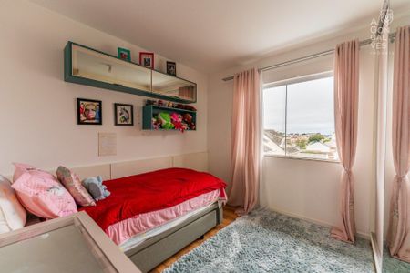 8_photo/94dcfacda9.28e144cd8fa5d1b7-ATLAS-70284b9d-6a9d-49d1-9f05-d26b4243fbc6.jpg de casa à venda com 3 quartos, 234m² em Uberaba, Curitiba