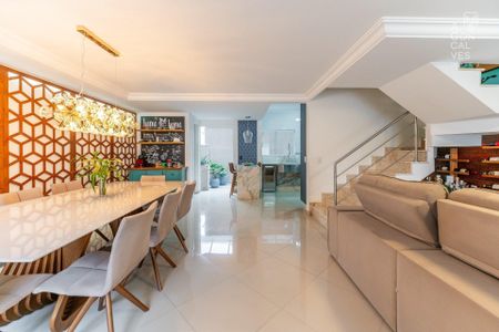 11_photo/94dcfacda9.28e144cd8fa5d1b7-ATLAS-8ee968e4-1e5b-44e8-bcec-a32a53634a0f.jpg de casa à venda com 3 quartos, 234m² em Uberaba, Curitiba