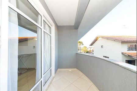 5_photo/94dcfacdb7.07abad7e9574a4a4-ATLAS-84831841-6d1d-41e9-8b7a-cf2d74fcb07f.jpg de casa à venda com 3 quartos, 169m² em Uberaba, Curitiba