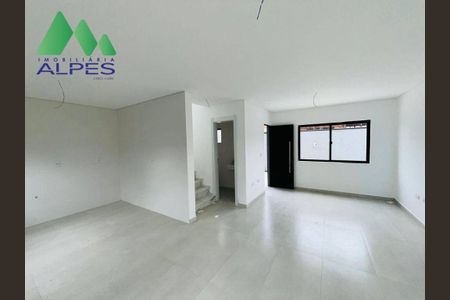 12_photo/94dcfacdc3.31586d44ea5ecb27-ATLAS-13f920f9-4435-4e5b-9d29-abf9c2c2828a.jpg de casa à venda com 3 quartos, 122m² em Uberaba, Curitiba