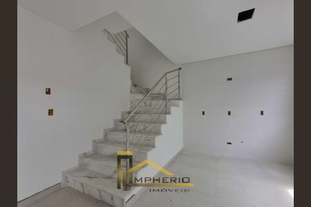 4_photo/94dcfacdc5.674e2d4c2bc22d45-ATLAS-469de202-8f74-49ec-a456-64b807b01a2d.jpg de casa à venda com 3 quartos, 120m² em Uberaba, Curitiba