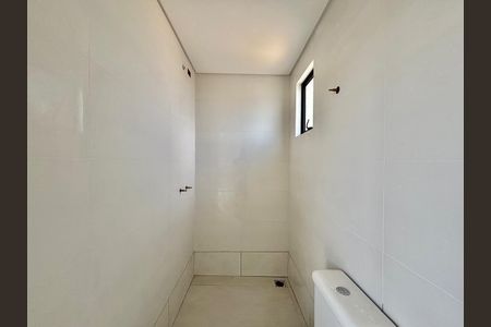 8_photo/94dcfacdc5.b9011c6352d0a570-ATLAS-2f878484-8949-4b8c-9db2-baaa0aa12892.jpg de casa à venda com 3 quartos, 122m² em Uberaba, Curitiba