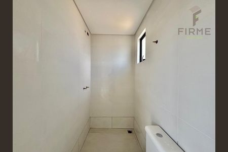 25_photo/94dcfacdc5.b9011c6352d0a570-ATLAS-6bcd5d4e-05ad-4d80-b4fc-863cc12ae3f9.jpg de casa à venda com 3 quartos, 122m² em Uberaba, Curitiba