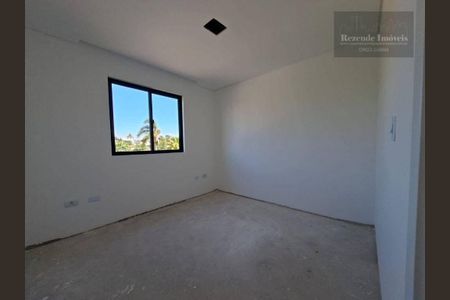 9_photo/94dcfacdc5.c2f56772678e8622-ATLAS-19a5a91c-3a00-4b7e-9fd9-5d6f2077b8ea.jpg de casa à venda com 3 quartos, 122m² em Uberaba, Curitiba