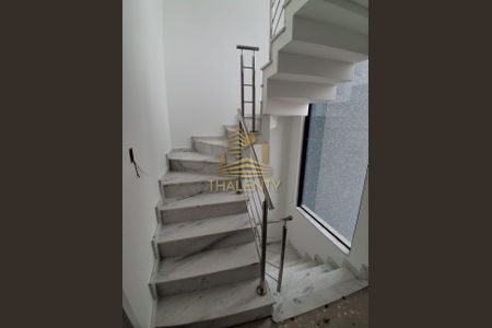 10_photo/94dcfacdc5.dfdf3a77207432af-ATLAS-636e4f3d-5116-4bc6-8275-1ff9fe674821.jpg de casa de condomínio à venda com 3 quartos, 122m² em Uberaba, Curitiba