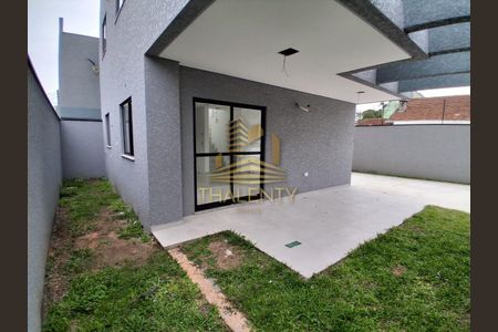 11_photo/94dcfacdc5.dfdf3a77207432af-ATLAS-785e027f-3420-40fd-9d5f-5c72fbae335d.jpg de casa de condomínio à venda com 3 quartos, 122m² em Uberaba, Curitiba