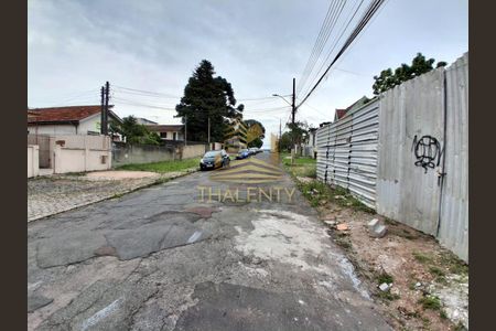 24_photo/94dcfacdc5.dfdf3a77207432af-ATLAS-bd541dba-3674-4748-b86f-03833bd5b9e1.jpg de casa de condomínio à venda com 3 quartos, 122m² em Uberaba, Curitiba