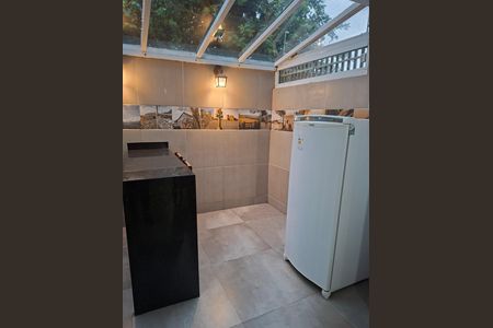 5_photo/94dcfacde5.96e81d73ac213d8c-ATLAS-326014b9-7ae6-4c19-8ef1-470dda65f668.jpg de casa à venda com 3 quartos, 108m² em Uberaba, Curitiba