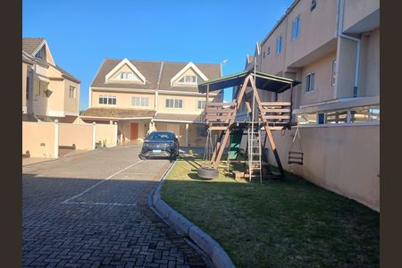 8_photo/94dcfacde5.96e81d73ac213d8c-ATLAS-50f445ef-a135-4641-bfa0-4c0ed2d7e501.jpg de casa à venda com 3 quartos, 108m² em Uberaba, Curitiba