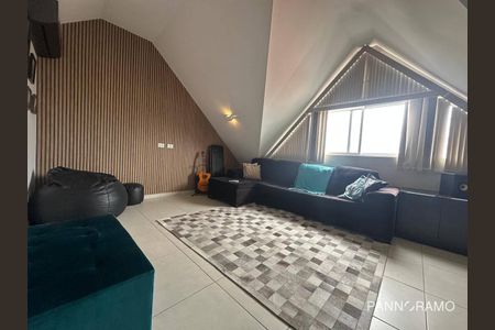 4_photo/94dcfaceaf.5297bc1e9c3f076b-ATLAS-2e7094e1-3cdd-4cd6-a4e4-5d62bbe966f5.jpg de casa à venda com 3 quartos, 140m² em Uberaba, Curitiba