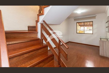 4_photo/94dcfaceb3.ce766310ac70d149-ATLAS-c93ca4c6-9ba6-4f33-a2c7-b20e1e1f7baf.jpg de casa à venda com 3 quartos, 141m² em Uberaba, Curitiba