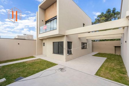 6_photo/94dcfaceb3.ce766310ac70d149-ATLAS-e684bfec-8883-4123-b9f8-98afd7cbc3b6.jpg de casa à venda com 3 quartos, 145m² em Uberaba, Curitiba