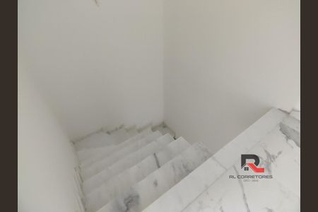 5_photo/94dcfacef9.9eb5d2fc35c3b0f7-ATLAS-15dd3cbb-df5b-480e-be9b-6f01be8aaebf.jpg de casa à venda com 3 quartos, 124m² em Uberaba, Curitiba