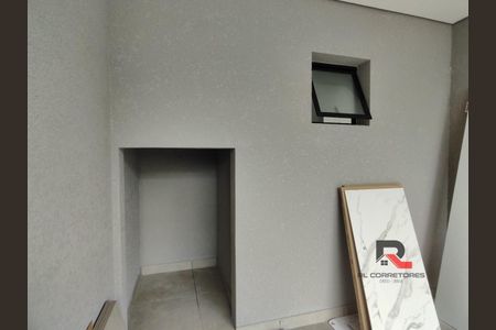 10_photo/94dcfacef9.9eb5d2fc35c3b0f7-ATLAS-2f1b643e-5c48-40b5-83c5-d22b2f53863d.jpg de casa à venda com 3 quartos, 124m² em Uberaba, Curitiba