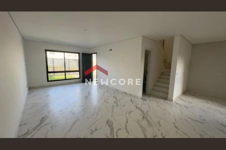 17_photo/94dcfacef9.9eb5d2fc35c3b0f7-ATLAS-d6a2e8e9-3fed-4134-aeb3-1a3940c73b7f.jpg de casa à venda com 3 quartos, 124m² em Uberaba, Curitiba