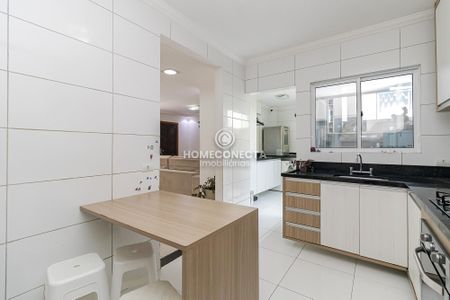 21_photo/94dcfaceff.70fed3faa30d4614-ATLAS-ba482f68-0c0f-41eb-b1ed-01bebe529743.jpg de casa à venda com 3 quartos, 128m² em Uberaba, Curitiba