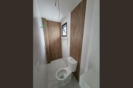 4_photo/94dcfacf0d.899d3b21ae79d095-ATLAS-6c41bb19-a12a-4ecc-852a-4e163ea25502.jpg de casa à venda com 3 quartos, 146m² em Uberaba, Curitiba