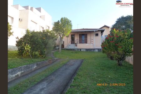 14_photo/94dcfacf5d.8c14be5707b129f9-ATLAS-ce904d0f-b40b-49cd-ad7f-d61a38683353.jpg de casa à venda com 4 quartos, 160m² em Uberaba, Curitiba