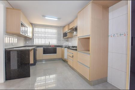 9_photo/94dcfacf61.2d077195476f102c-ATLAS-8d69e0dc-19a8-475d-9005-41b2d4440ea7.jpg de casa à venda com 3 quartos, 137m² em Uberaba, Curitiba