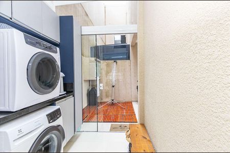 18_photo/94dcfacf6b.69d8939655286831-ATLAS-c4bbb95d-fd84-4e08-9a8f-37b9a9ef2a20.jpg de casa à venda com 3 quartos, 150m² em Uberaba, Curitiba